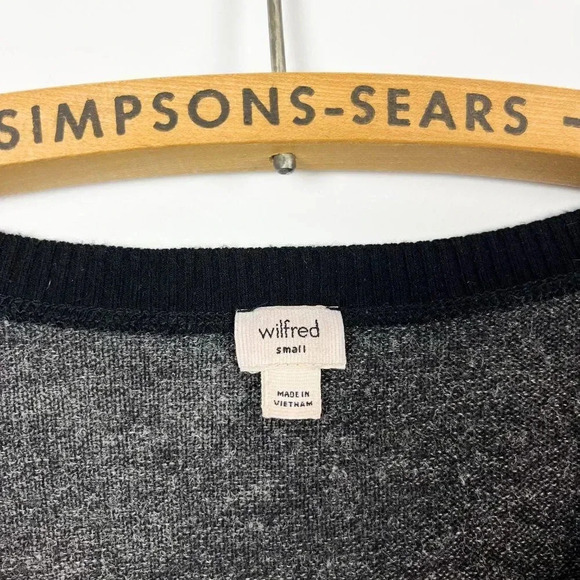 Aritzia Wilfred Womens Small Sherbrooke Sweater Grey Black V Neck Pullover - Picture 4 of 5